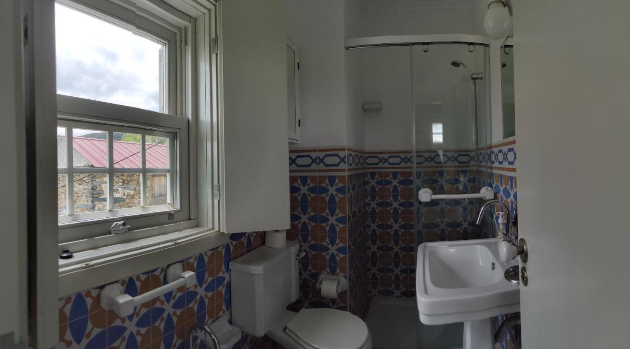 Vila Nazare Bed & Breakfast Castro Daire Exterior photo